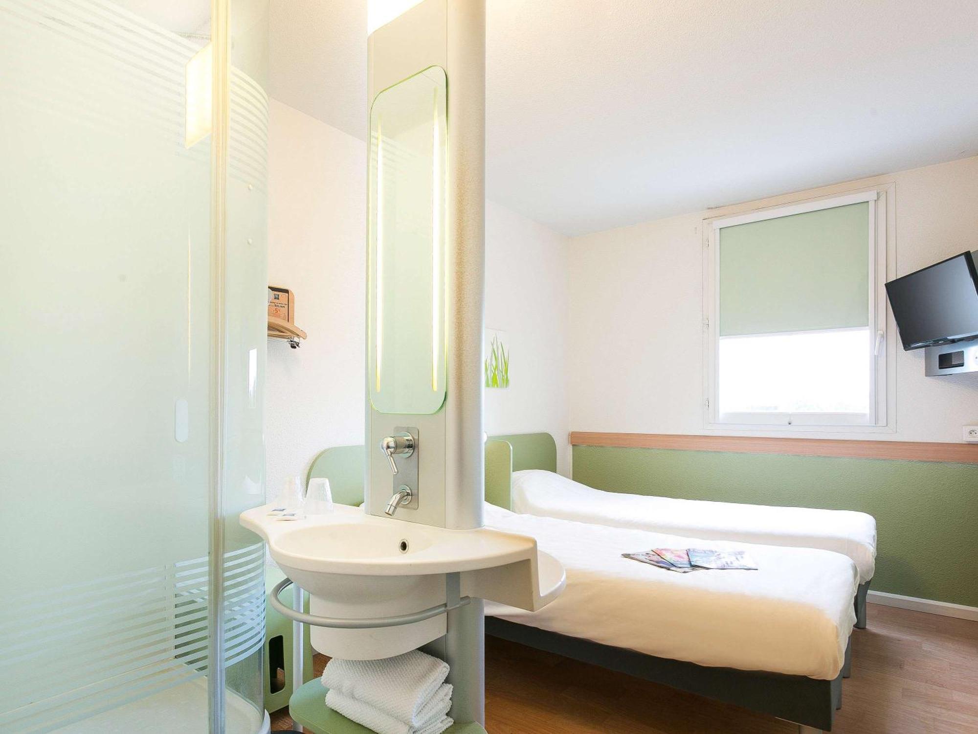 Hotel ibis budget Bordeaux Aéroport Mérignac Esterno foto